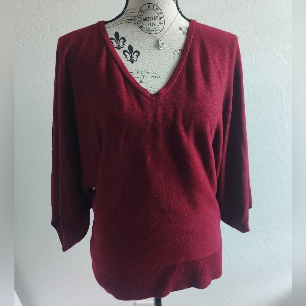Soho Apparel Holiday Deep Red Burgundy V-Neck 3/4 Sleeve Sweater_Medium
